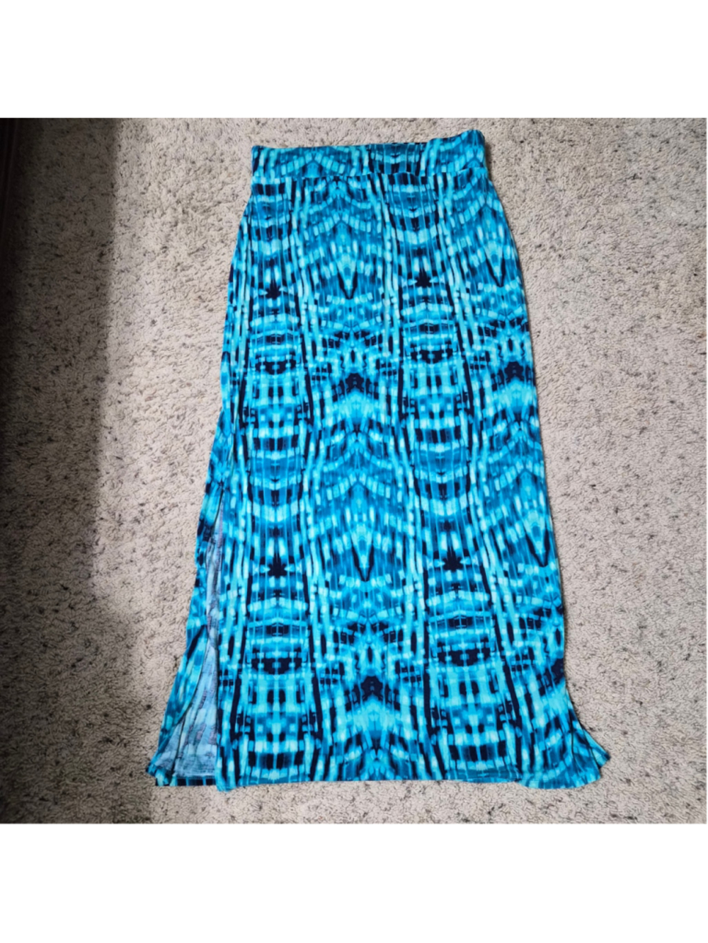 Ana Women's Maxi Skirt Blue and Green Tie Dye Pattern Size M